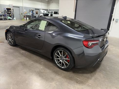 Used 2017 Subaru BRZ Limited w/ Performance Package image 5