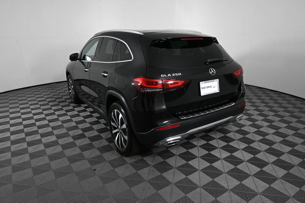 Used 2022 Mercedes-Benz GLA 250 image 4