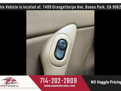 Used 2002 MAZDA MX-5 Miata SE RWD image 32