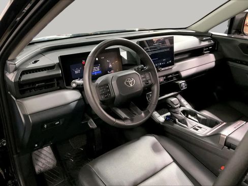 Used 2026 Toyota RAV4 XLE Premium AWD/4WD image 18