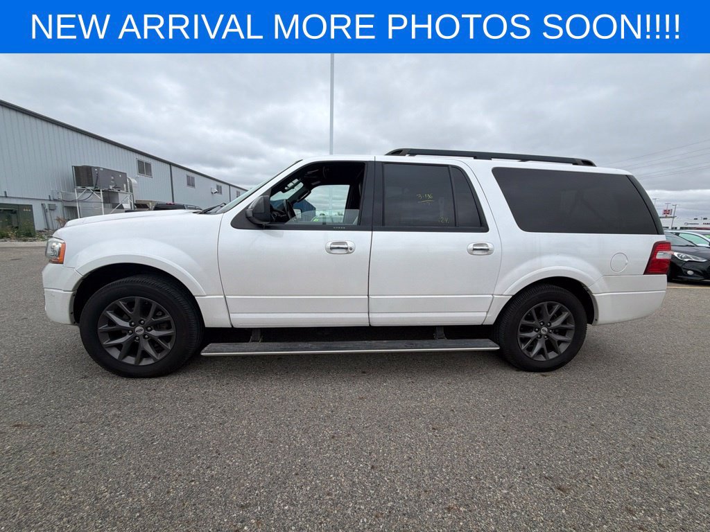 Used 2017 Ford Expedition EL Limited w/ Equipment Group 301A AWD/4WD image 3