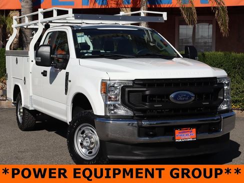 Used 2020 Ford F250 XL w/ Power Equipment Group image 2