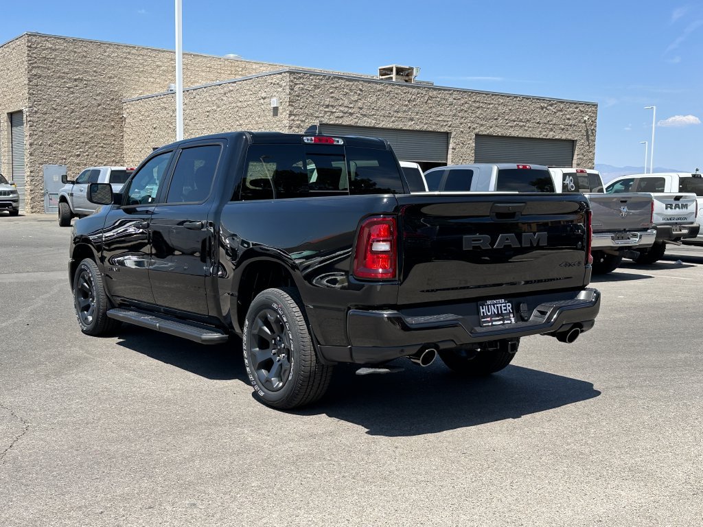 New 2026 RAM 1500 Express AWD/4WD image 4