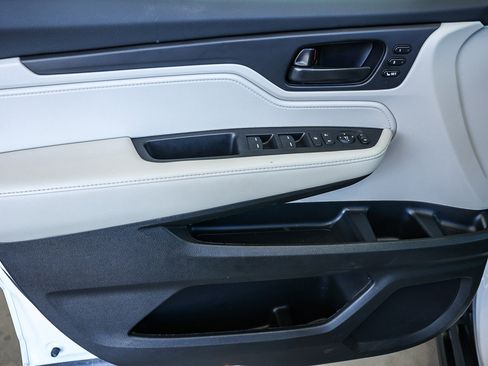 Used 2025 Honda Odyssey EX-L image 26