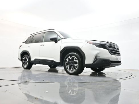 Used 2025 Subaru Forester Premium w/ Convenience Package #1 AWD/4WD image 28