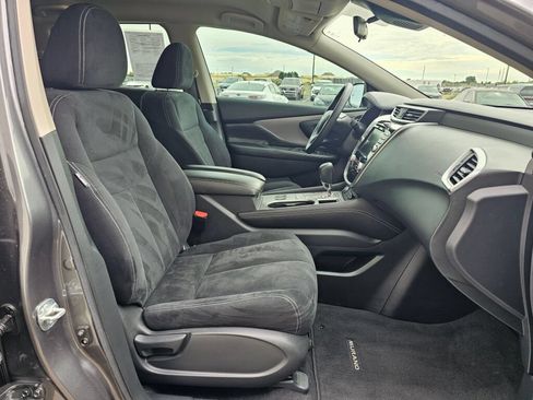 Used 2022 Nissan Murano S AWD/4WD image 14