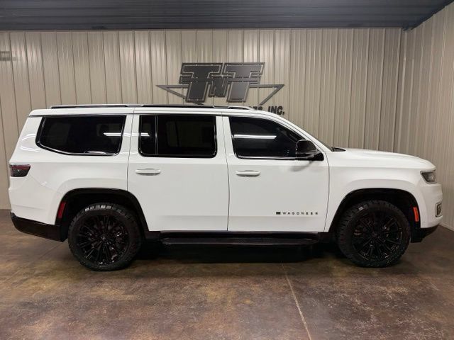 Used 2024 Jeep Wagoneer 4WD image 7