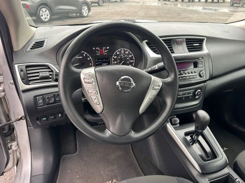 Used 2016 Nissan Sentra S image 14