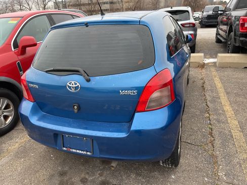 Used 2007 Toyota Yaris 2-Door Hatchback image 14