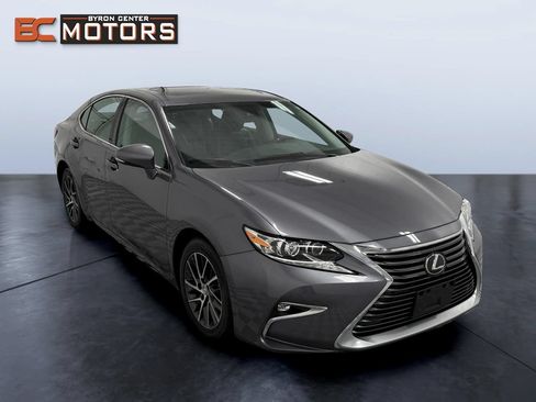 Used 2018 Lexus ES 350 FWD image 7