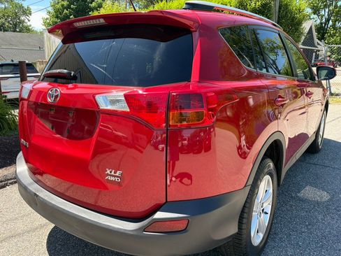Used 2013 Toyota RAV4 XLE AWD/4WD image 9