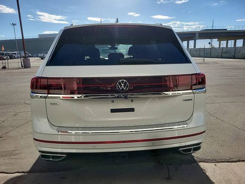 Used 2025 Volkswagen Atlas SEL Premium R-Line AWD/4WD image 3
