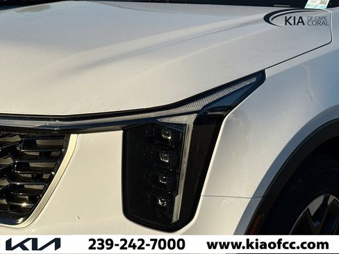 New 2026 Kia Sorento S image 9