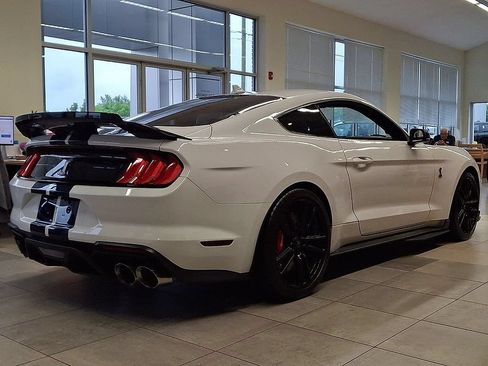 Certified 2021 Ford Mustang Shelby GT500 w/ Technology Package RWD image 2