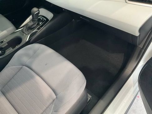 Used 2026 Toyota Corolla SE FWD image 23
