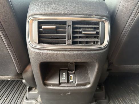 Used 2018 Honda CR-V Touring image 25
