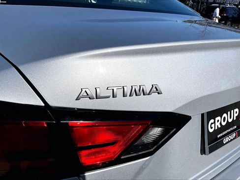 Certified 2024 Nissan Altima 2.5 SR image 30