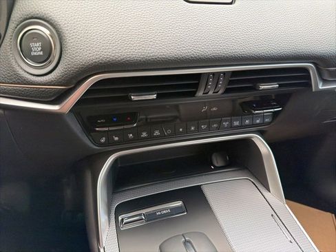 New 2026 MAZDA CX-90 3.3 Turbo w/ Premium Sport Pkg image 18