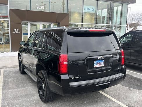 Used 2015 Chevrolet Tahoe LT image 3