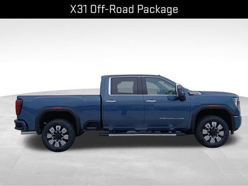 New 2026 GMC Sierra 2500 Denali w/ Denali Reserve Package AWD/4WD image 6