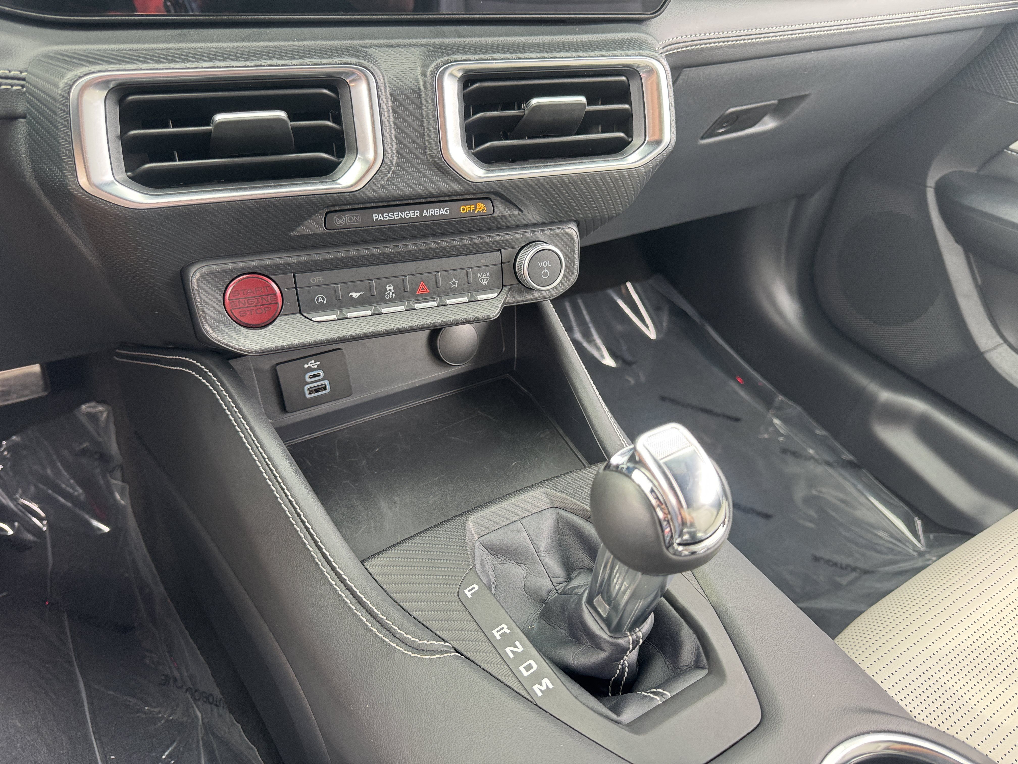 Used 2025 Ford Mustang GT Premium RWD image 27