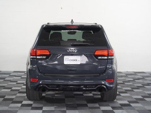 Used 2017 Jeep Grand Cherokee SRT w/ Trailer Tow Group IV AWD/4WD image 4