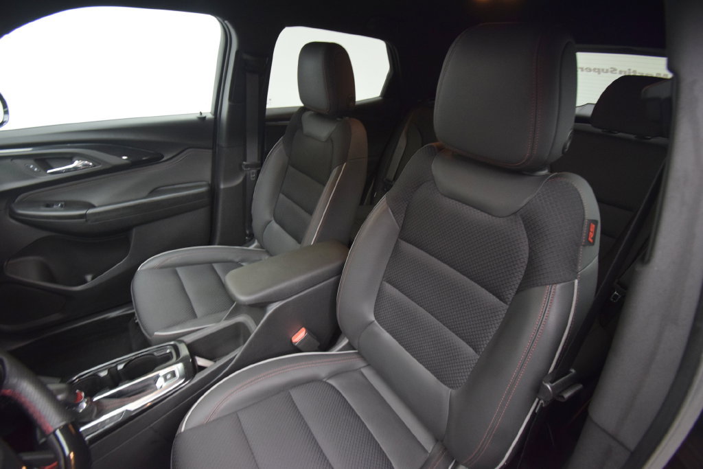 Used 2023 Chevrolet TrailBlazer RS w/ Convenience Package FWD image 14