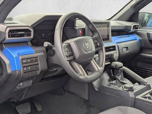 Used 2025 Toyota Tacoma TRD Off-Road AWD/4WD image 2