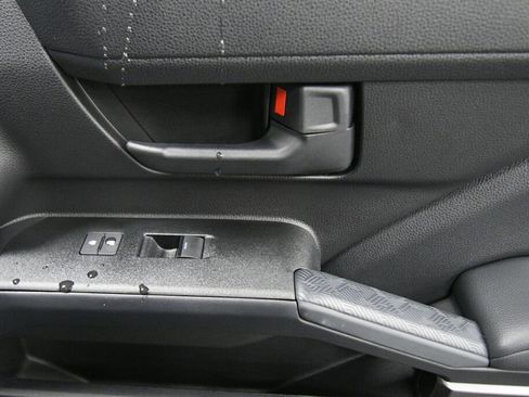 Used 2025 Toyota 4Runner SR5 image 26