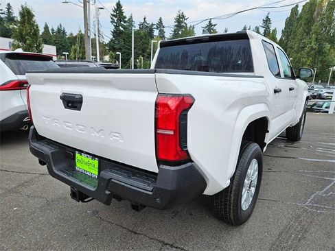 New 2025 Toyota Tacoma SR image 3