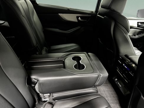 Certified 2023 Acura MDX SH-AWD w/ Technology Package image 34