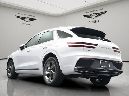 Used 2026 Genesis GV70 2.5T Advanced AWD/4WD image 24