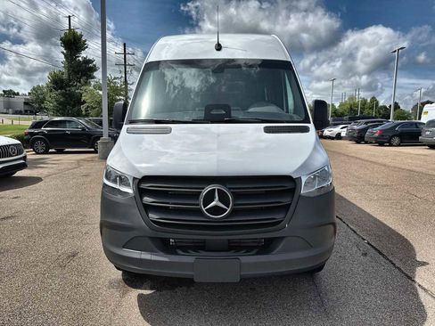 New 2026 Mercedes-Benz Sprinter 2500 image 11