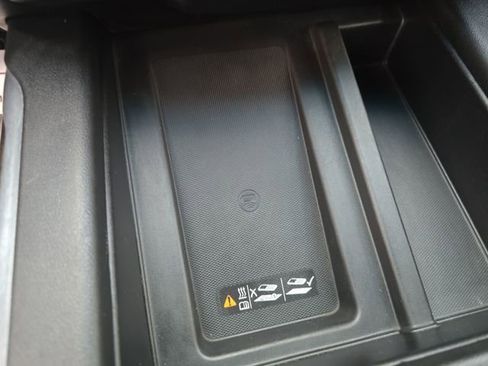 Used 2020 GMC Sierra 1500 SLT w/ SLT Convenience Package image 35