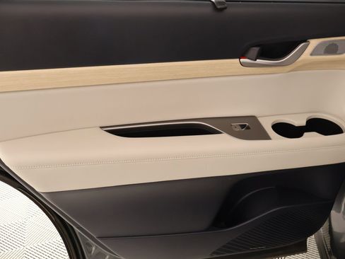 Used 2023 Hyundai Palisade Limited w/ Cargo Package image 20