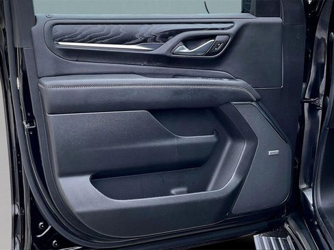 Used 2023 GMC Yukon Denali w/ Denali Reserve Package image 20