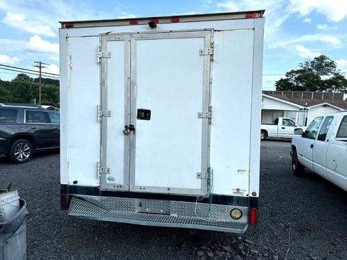 Used 2013 Ford E-350 and Econoline 350 Super Duty w/ Payload Pkg RWD image 5