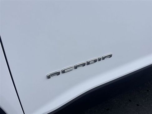 Used 2021 GMC Acadia SLE w/ Driver Convenience Package image 30