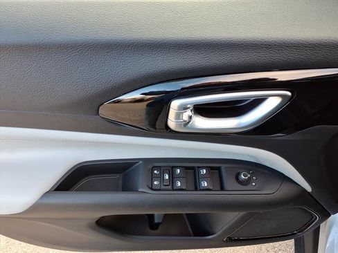 New 2026 Jeep Compass Limited image 9