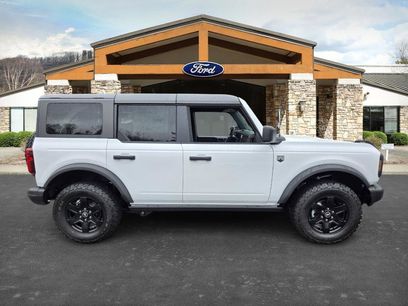New 2025 Ford Bronco Big Bend w/ Black Diamond Package