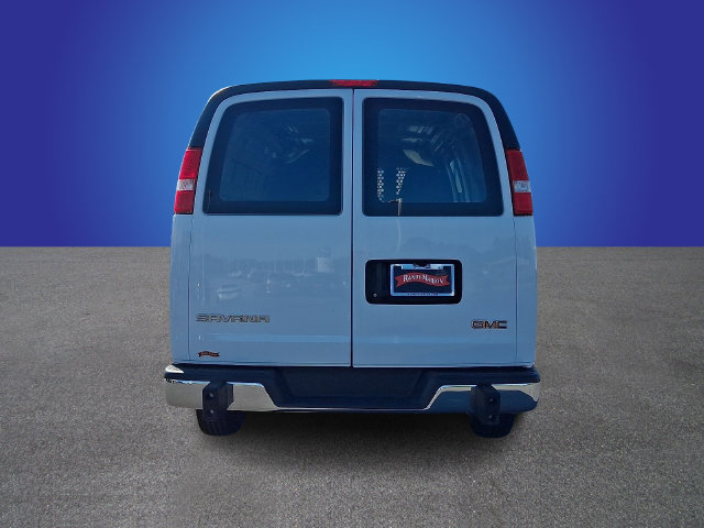 Used 2025 GMC Savana 2500 w/ Driver Convenience Package RWD image 5