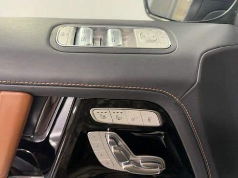 Used 2022 Mercedes-Benz G 550 image 7
