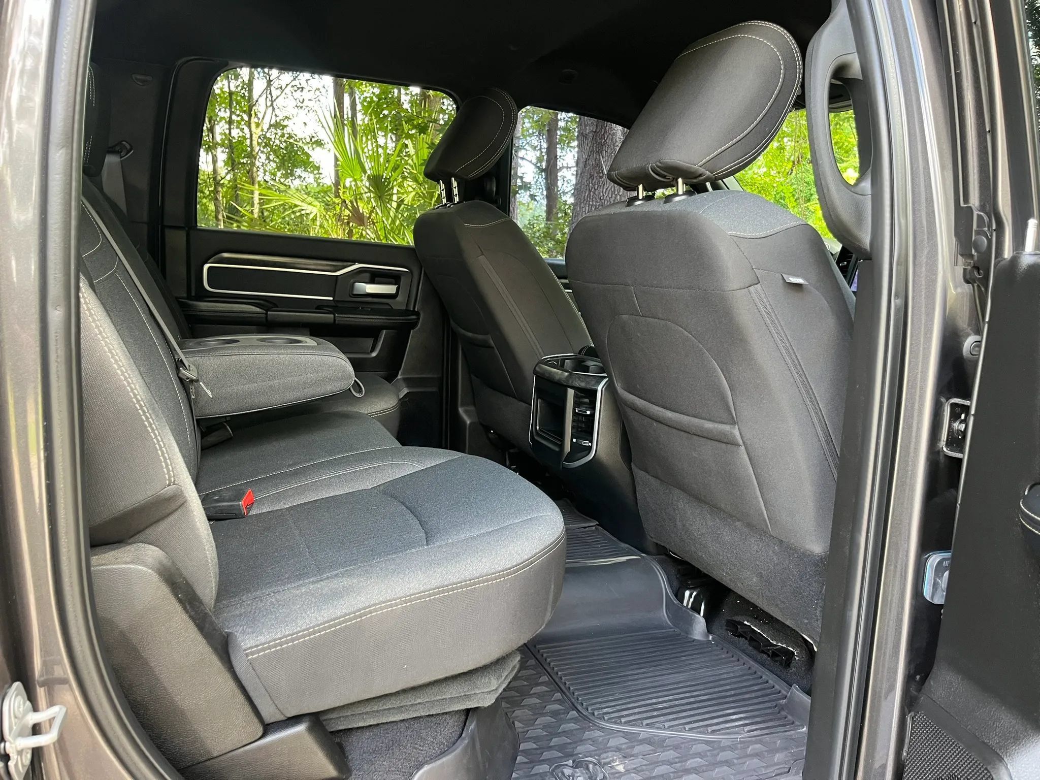Used 2019 RAM 3500 Big Horn RWD image 16