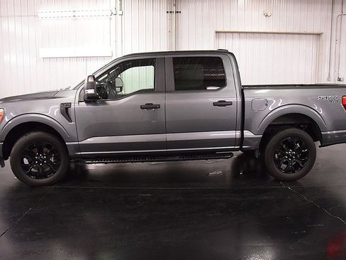 Used 2022 Ford F150 XL w/ STX Black Appearance Package image 4