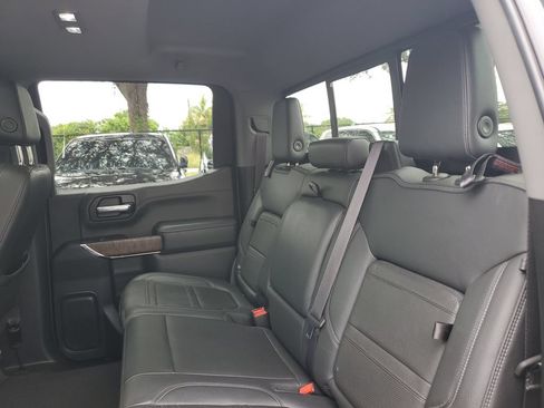 Used 2022 GMC Sierra 1500 Denali w/ Denali Premium Package AWD/4WD image 12