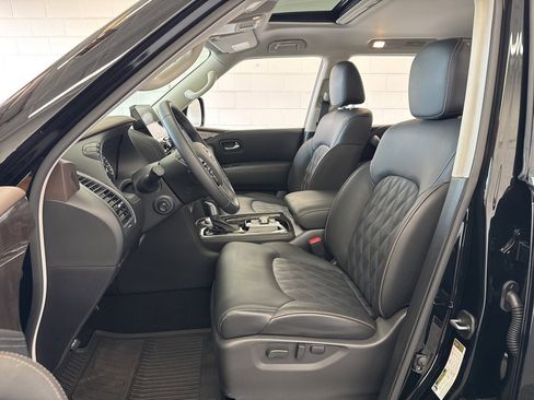 Used 2024 Nissan Armada Platinum w/ Captain's Chairs Package image 17