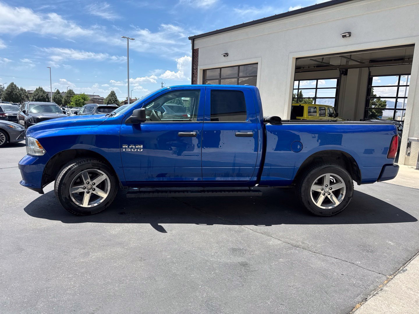 Used 2018 RAM 1500 Express AWD/4WD image 5