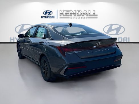 New 2026 Hyundai Elantra Sport image 4