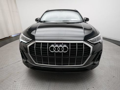 Used 2019 Audi Q3 2.0T Prestige w/ Prestige Package AWD/4WD image 10