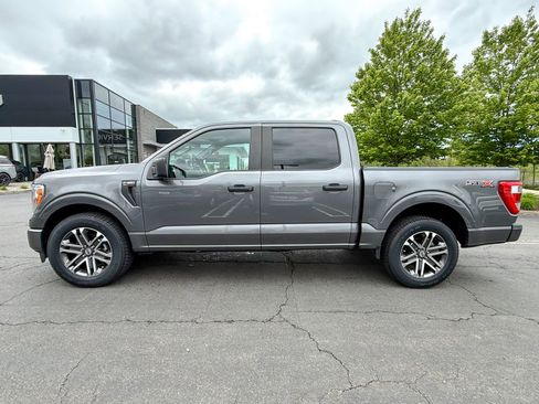 Used 2021 Ford F150 XL w/ STX Appearance Package RWD image 12